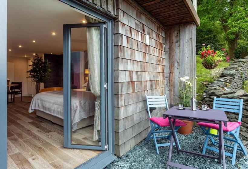 발코니 디럭스 룸, Dome House