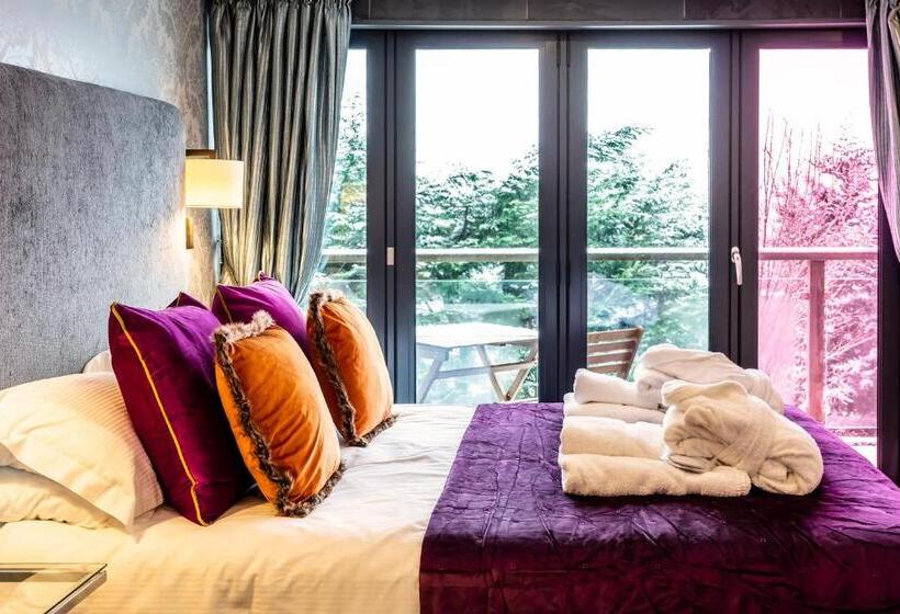 스탠다드 발코니 룸, Dome House