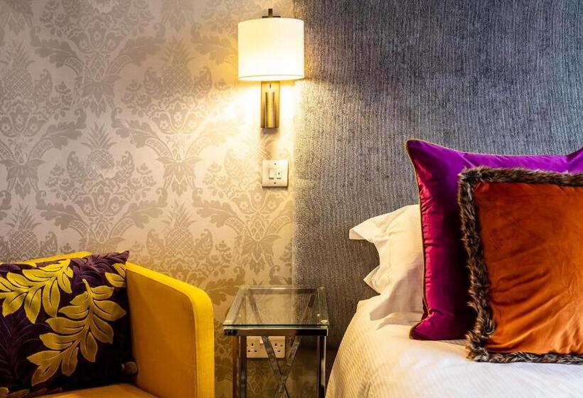 バルコニー付きスタンダードルーム, Dome House