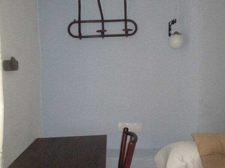 Номер Стандарт, Hostal Los Aromas