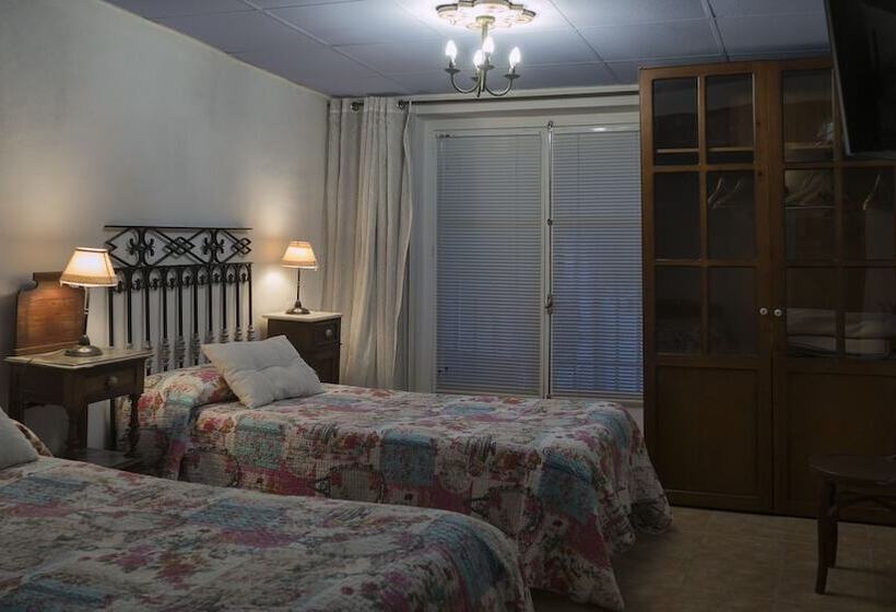 Номер Стандарт, Hostal Los Aromas