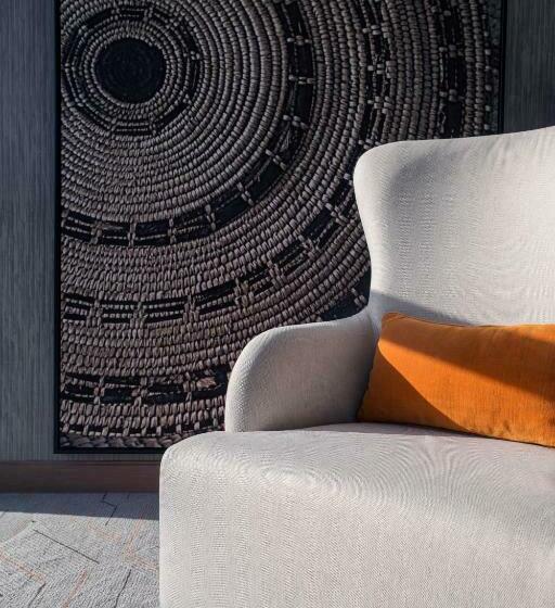 اتاق دلوکس با تخت کینگ و چشم‌انداز, Mysk Al Mouj