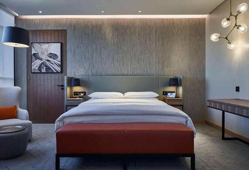 اتاق لوکس با چشم‌انداز, Mysk Al Mouj