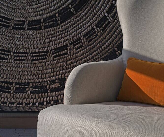 اتاق دلوکس با تخت کینگ و چشم‌انداز, Mysk Al Mouj