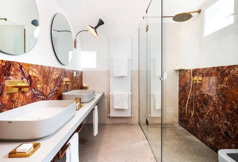 سوییت جونیور, Palazzo De Noha  Boutique