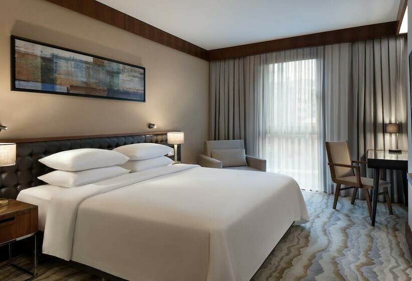 デラックスルーム, Sheraton Istanbul City Center