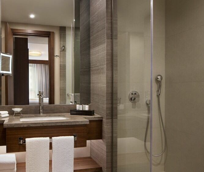 デラックスルーム, Sheraton Istanbul City Center