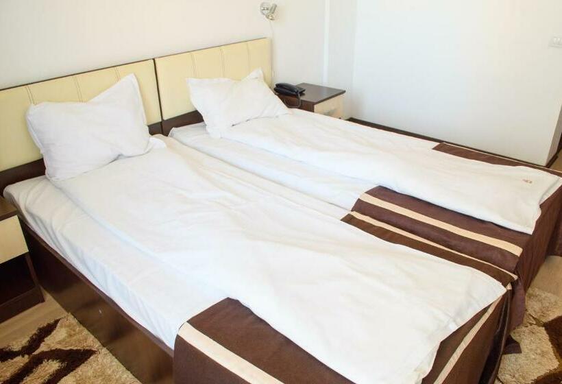 スタンダードルーム, Clas