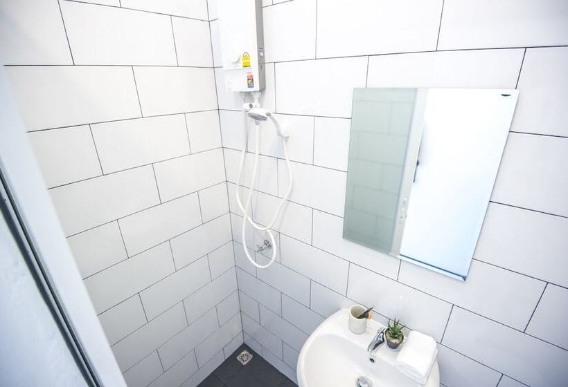 디럭스 룸, Glur Phuket Patong Beach