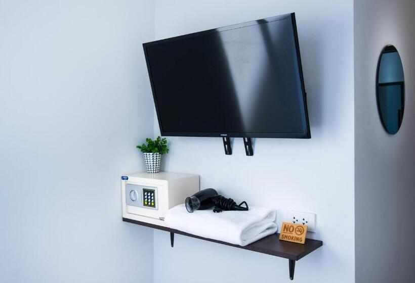 이코노미 룸, Glur Phuket Patong Beach