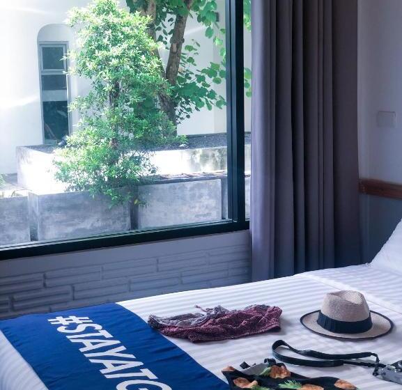 디럭스 룸, Glur Phuket Patong Beach