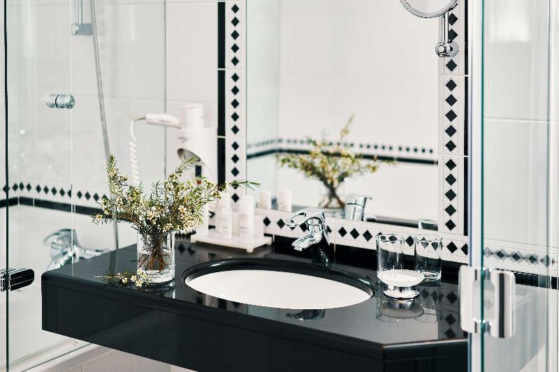 Номер Клуб, Intercontinental San Diego, An Ihg