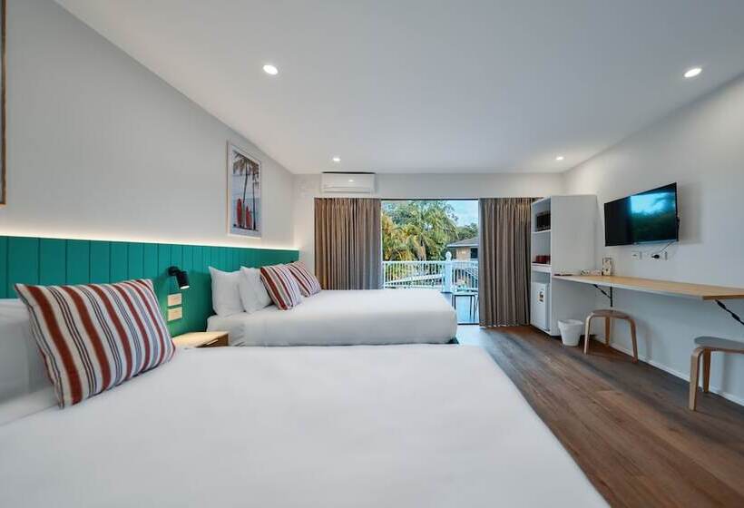 Номер Стандарт, Red Star Palm Beach