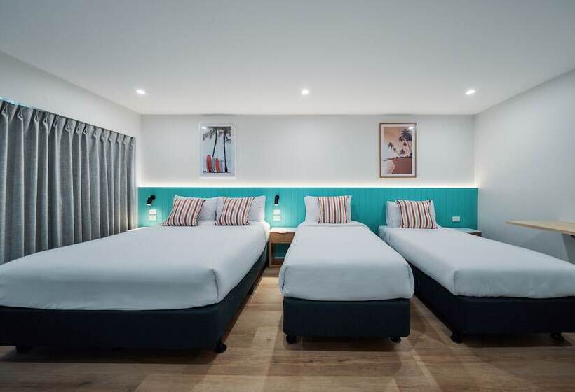 ファミリールーム, Red Star Palm Beach