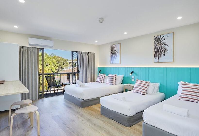 ファミリールーム, Red Star Palm Beach