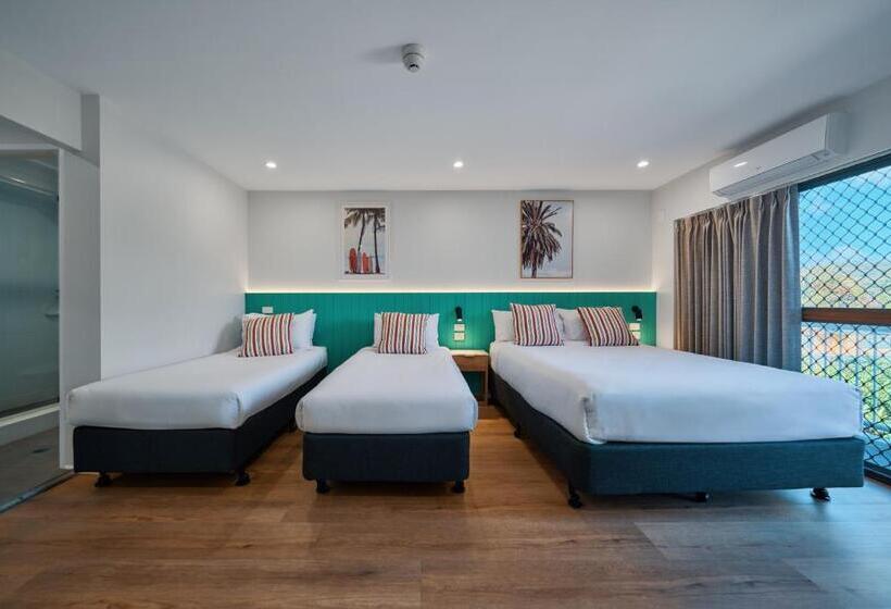 ファミリールーム, Red Star Palm Beach