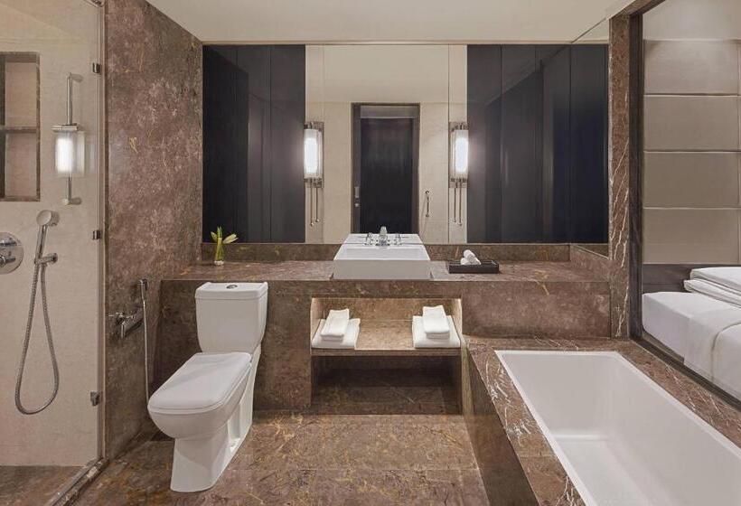 이그제큐티브룸 - 전망, Renaissance Bengaluru Race Course