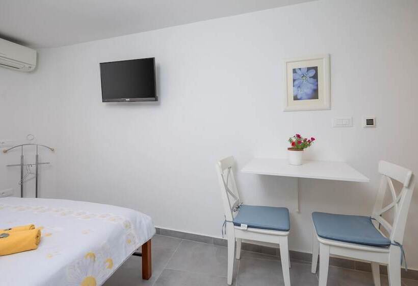 Quarto Estandar, Split Center Suites