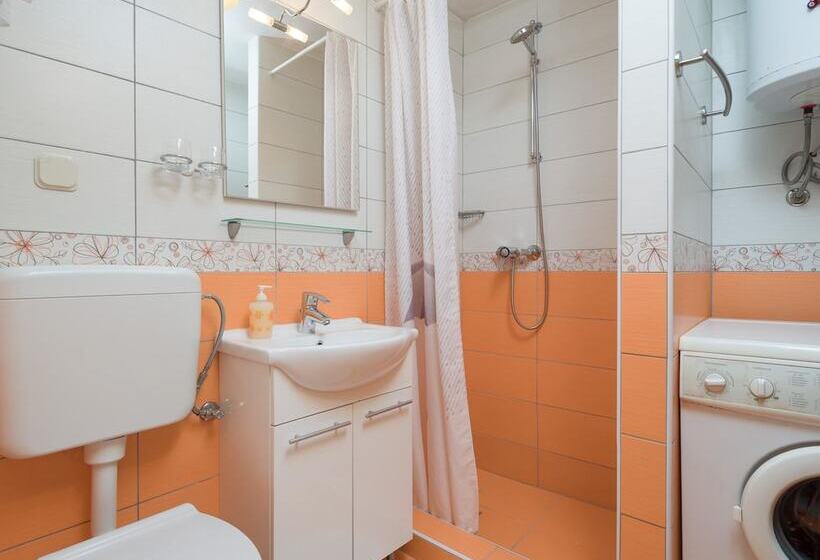 Quarto Comfort, Split Center Suites