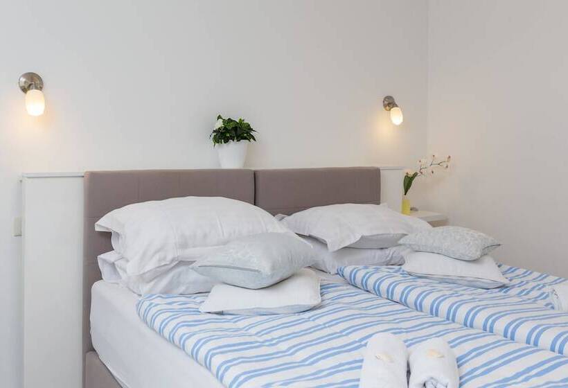 Quarto Comfort, Split Center Suites