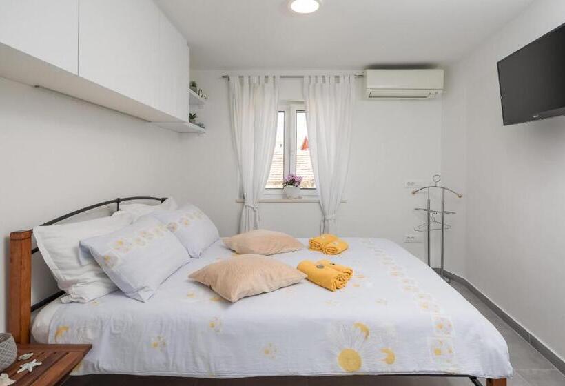 Номер Стандарт, Split Center Suites