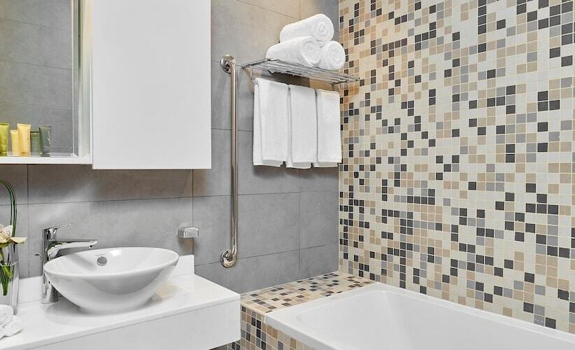 سوییت با چشم‌انداز دریا, Staybridge Suites   Doha Lusail, An Ihg