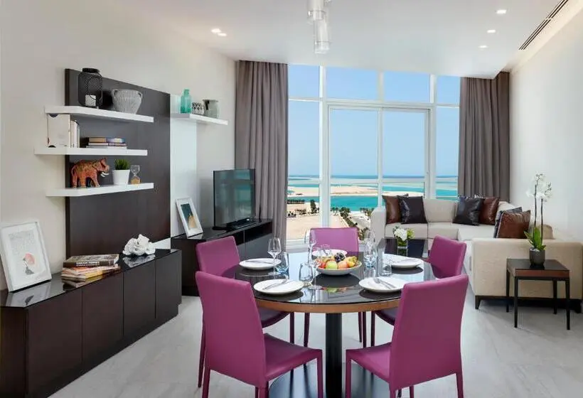 2 Bedrooms Suite Sea View