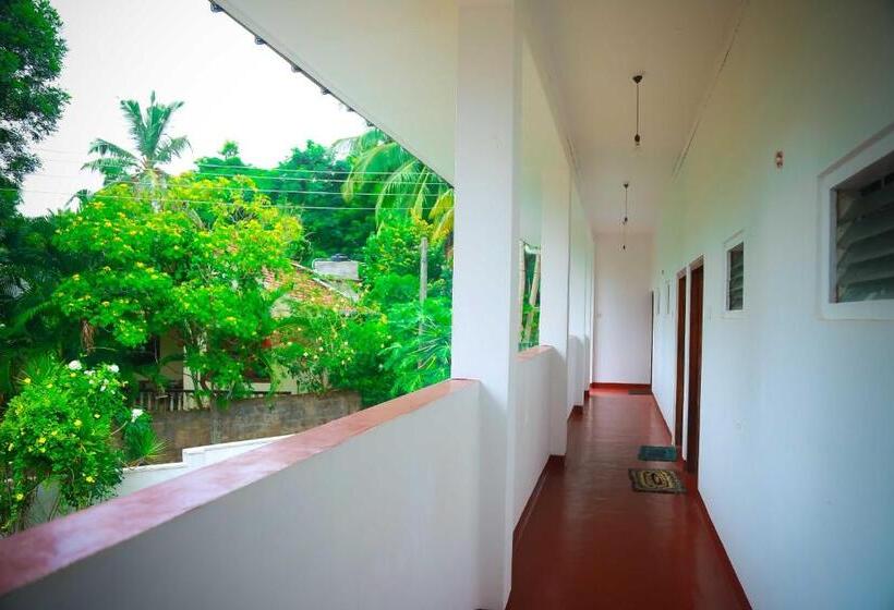 غرفة ديلوكس مزودة بشرفة, Swelanka Residence