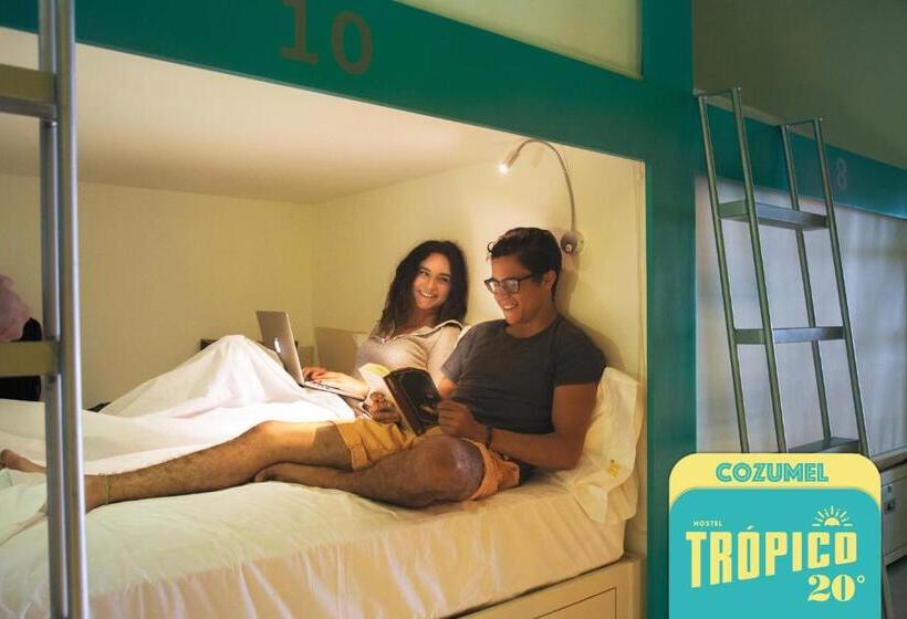 共用房间的床, Hostel Tropico 20º Oceanfront