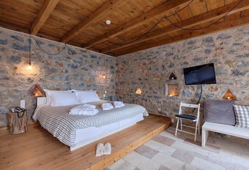 Люкс Семейный 2 Спальни, Aegila Boutique