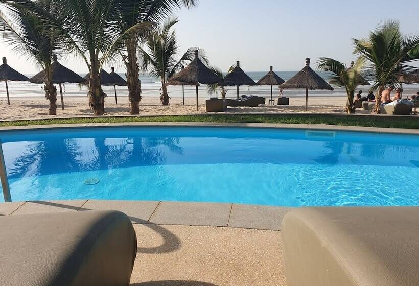 اتاق پرمیوم با چشم‌انداز دریا, Balafon Beach Resort