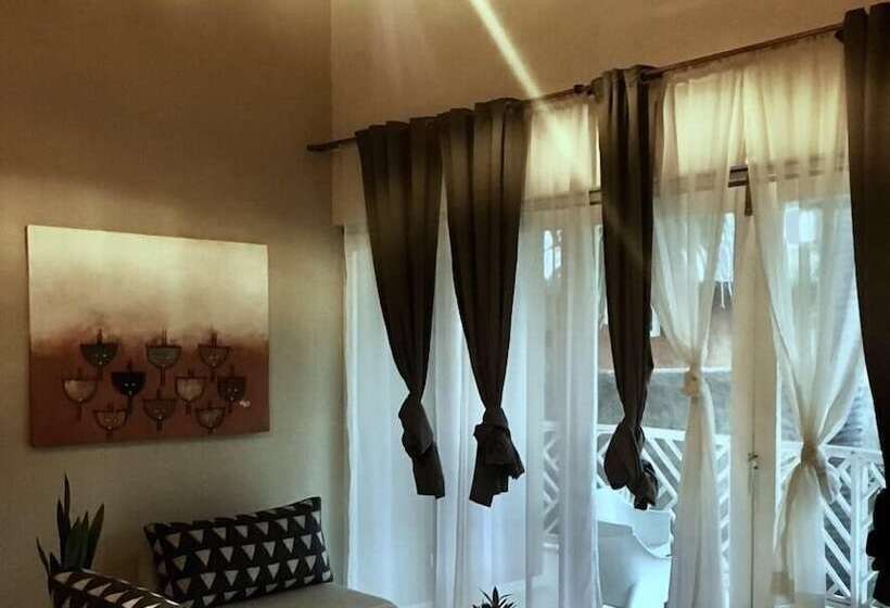 اتاق پرمیوم با چشم‌انداز دریا, Balafon Beach Resort