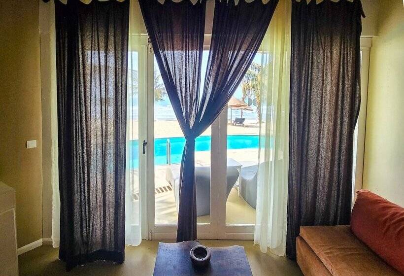 اتاق پرمیوم با چشم‌انداز دریا, Balafon Beach Resort