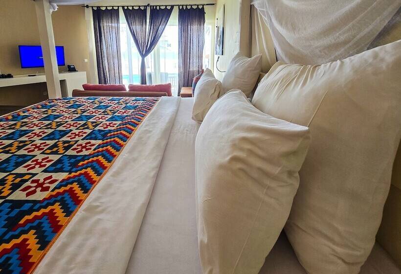 اتاق پرمیوم با چشم‌انداز دریا, Balafon Beach Resort