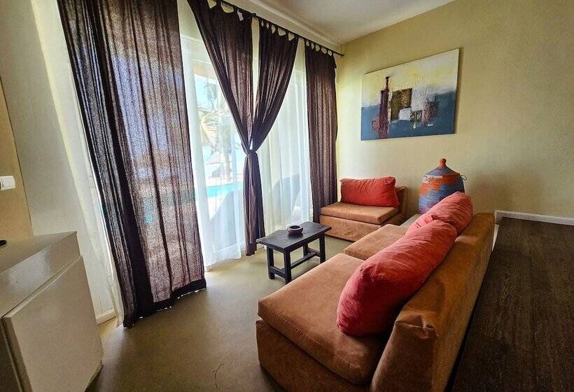 اتاق پرمیوم با چشم‌انداز دریا, Balafon Beach Resort