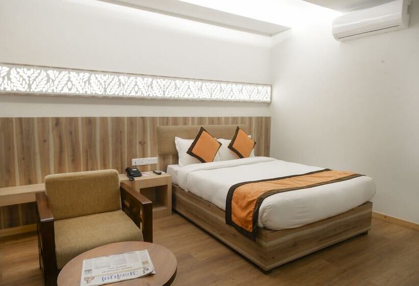 اتاق لوکس, Park Safari Resort