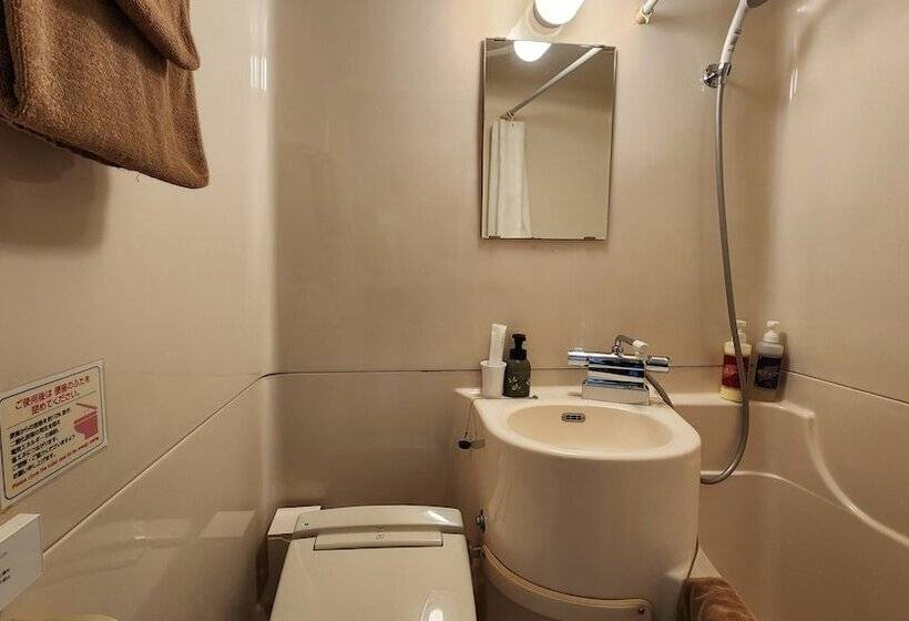 Номер Стандарт, Tokuyama Hills Heiwadori Ten