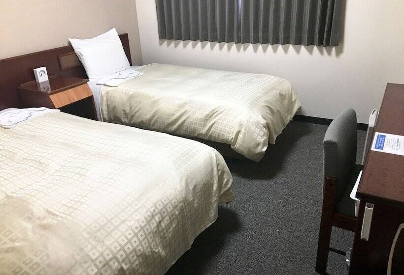 Номер Стандарт, Tokuyama Hills Heiwadori Ten