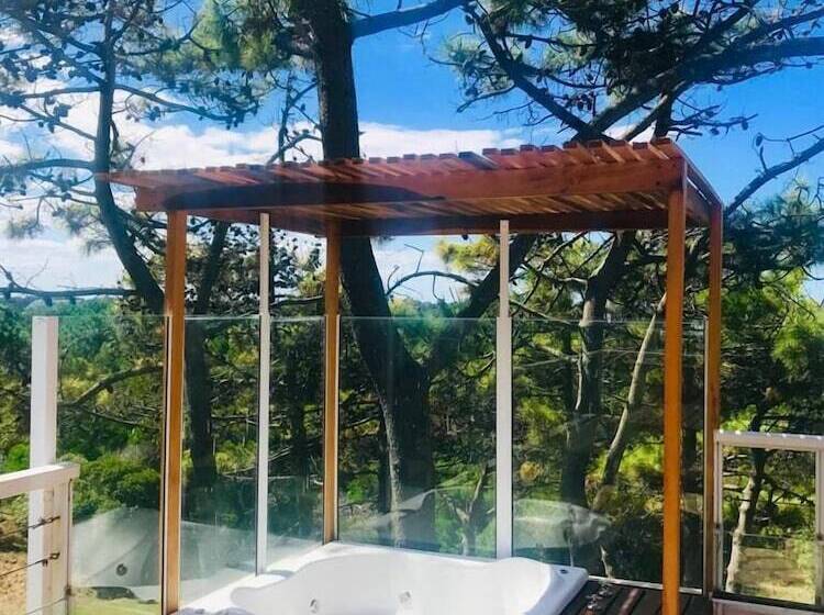 带1个卧室的带阳台的公寓, Jaina Resort & Spa