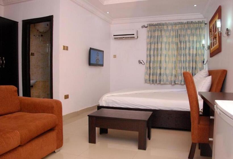 اتاق استاندارد با تخت بزرگ, Ben Auto