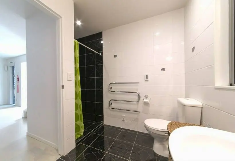 ４ベッドルームハウス, Ted S Cottage Near Little Oneroa Beach