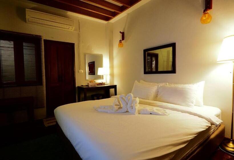 标准间, Uno Chiangmai