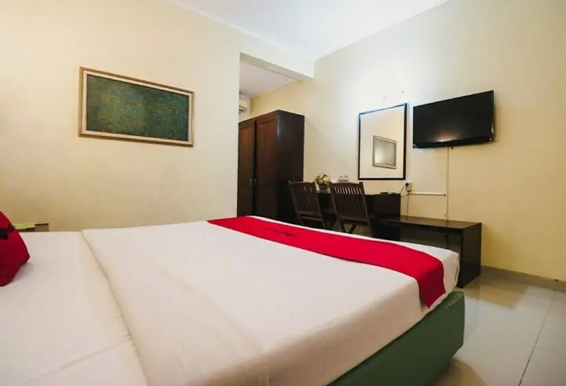 Habitación Estándar, Reddoorz Plus @ Purwosari