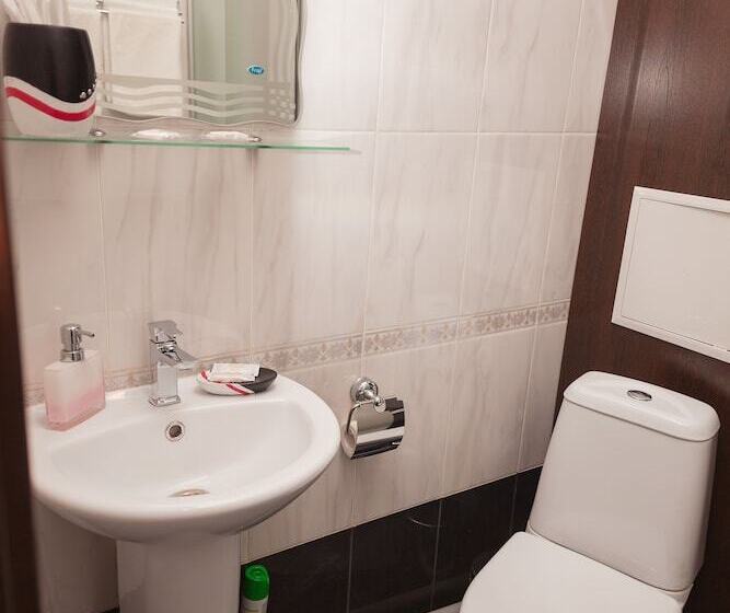 غرفة قياسية, Royal