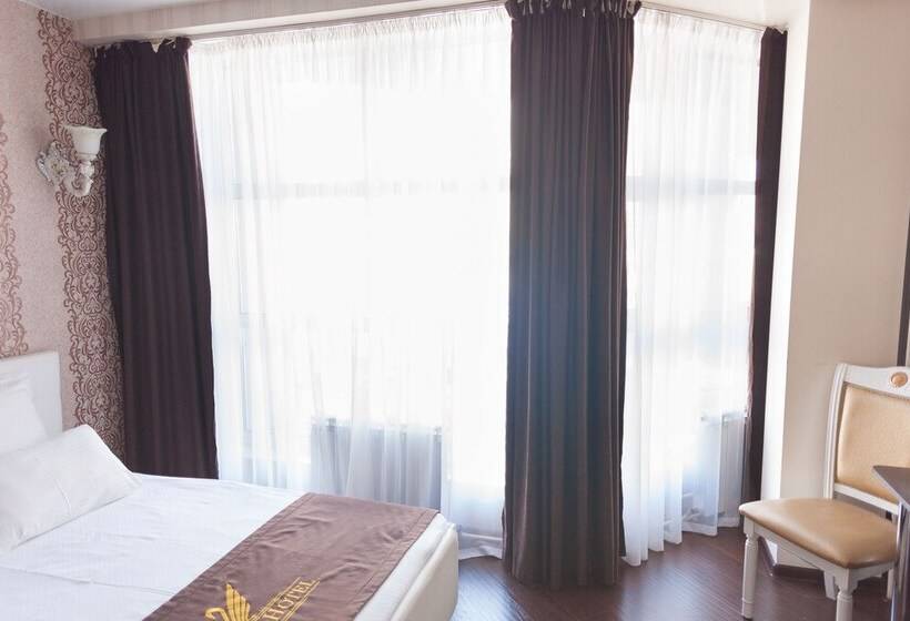 غرفة قياسية, Royal