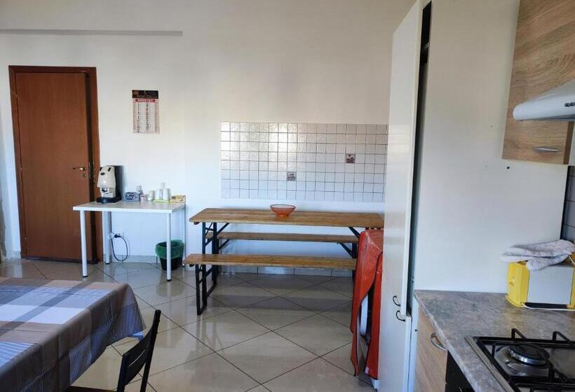 4인용 스탠다드 룸, Bed And Breakfast Oasi