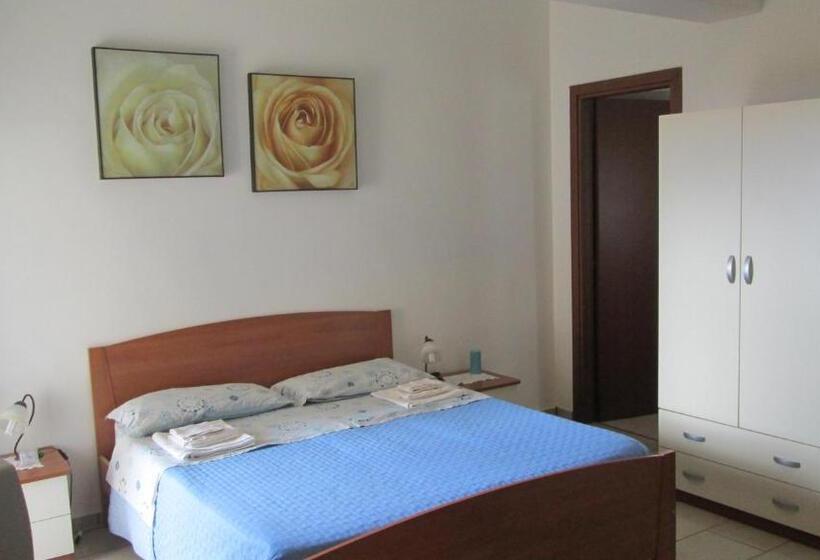 חדר סטנדרט לארבעה נוף לים, Bed And Breakfast Oasi