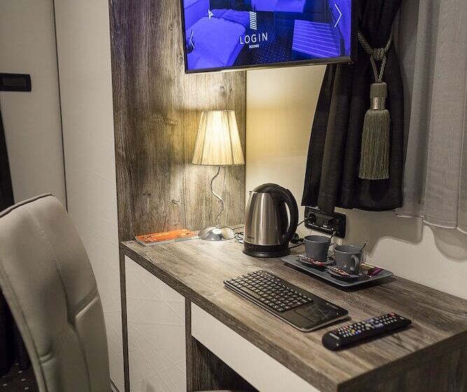 اتاق لوکس, Log In Rooms