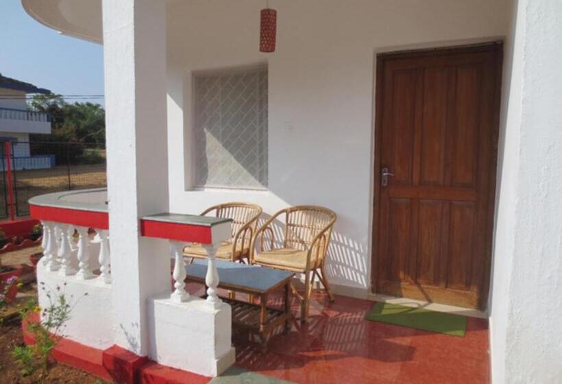 Quarto Estandar com Sacada, Sea Pearl Guesthouse