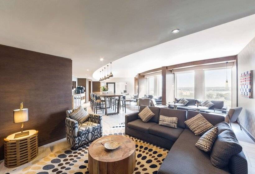 سوییت جونیور, Radisson Collection Hotel Bamako